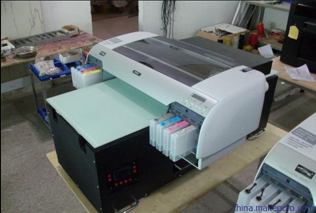 印刷机械 印刷设备 数码印刷机/万能打印机 供应义乌塑料相框数码喷绘